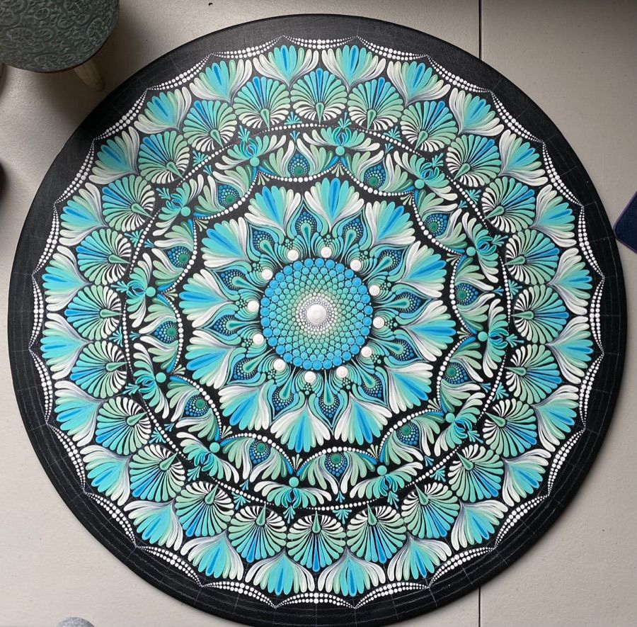 An advanced mandala painting by a TAC student, artist @bliss_in_a_pot